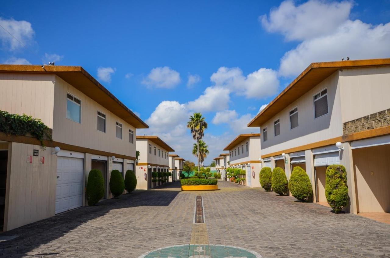 Motel Venecia Momoxpan エクステリア 写真
